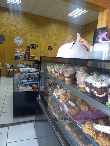 Panaderia Y Pasteleria "Dulces Tentaciones"