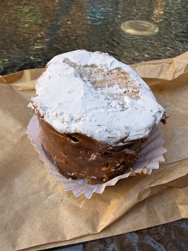 Tienda de Dulces y Pastelería La Suiza