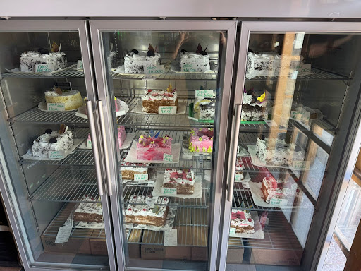 Panaderia y Pasteleria Las Delicias