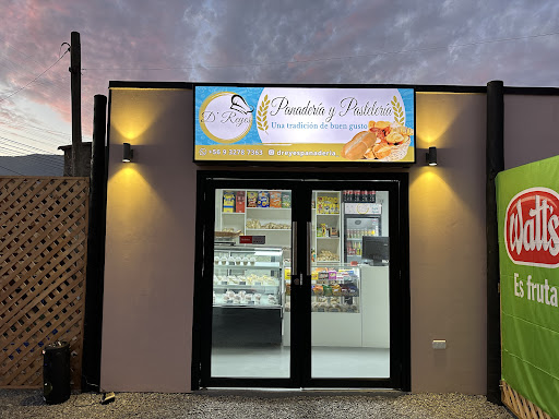 Panaderia y pasteleria D’Reyes
